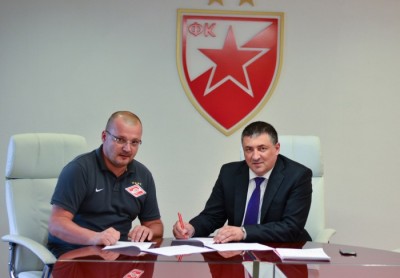 Potpisan sporazum o odigravanju prijateljskog meča bratskih klubova (FOTO)