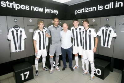 Partizan predstavio nove dresove (FOTO)