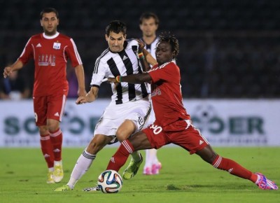 „Vruć“ doček fudbalerima Partizana u Bakuu (VIDEO)