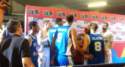 POSLE PARKETA, FRKA I U PRES ZONI: Bjelica i Burusis nastavili raspravu! (VIDEO)