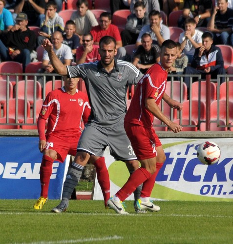 PARTIZAN NA ČELU KARAVANA: Škuletić gura valjak (VIDEO) (FOTO)