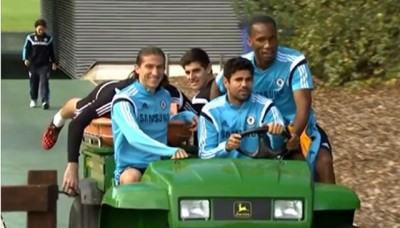 MORE DIJEGO NE ORI I DRUMOVE: Španac trakotorčetom izlazi na teren (VIDEO)