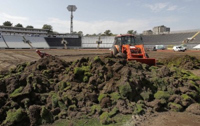 STADION PARTIZANA: Sada ga sređuju bageri, a nekada ovce (LINK)
