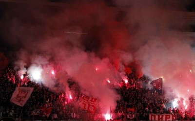 FSS POKRENUO POSTUPAK: Zbog paljenja turske zastave, Zvezdi gori pod nogama!