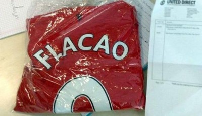 DISLEKSIJA JE NEIZLEČIVA U MANČESTERU: Novi igrač Junajteda je FLAKAO