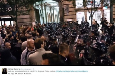 POČELI SUKOBI: Grobari u duelu sa žandarmerijom u centru Beograda?
