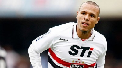 ŠTA MU BI: Bivši reprezentativac Brazila nokautirao protivnika! (VIDEO)