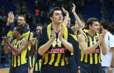 EL, TOP16: Bogdan i Nemanja pocepali Armani, PAO bolji od Reala, Zvezda izgubila i teoriju