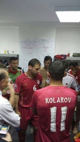 VELIČINE: Otkriveno kako su Bane i Kolarov štitili albanske fudbalere (FOTO)