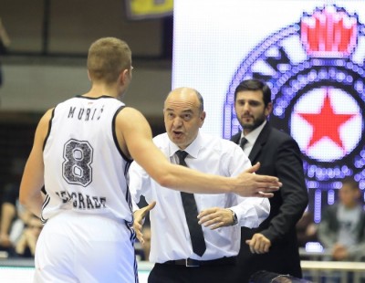 VUJOŠEVIĆ O ‘POROĐAJNIM MUKAMA’: Malo se iskomplikovalo