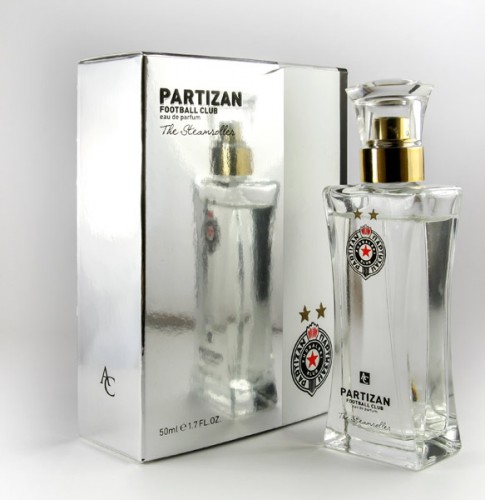 PARNI VALJAK STIGAO DO TURSKE: Ljubimac Grobara među prvima nabavio parfem (FOTO)