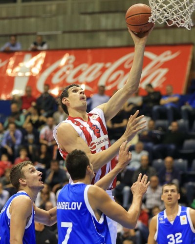 OVO SE NE VIĐA ČESTO: Marjanović najbrži u kontri, a onda je naravno usledilo ‘kucanje’ (VIDEO)