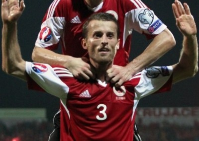 LENJANI PORUČUJE: Hoćemo pobedu za sve Albance!