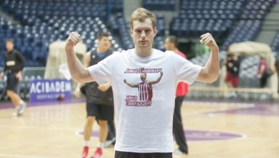 KAKV DOČEK: Nekada je igrao u Zvezdi, šampion je Evrope, a sada će igati u Andori (VIDEO)