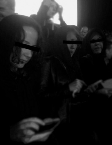 GROBARI OTKRILI NARIKAČE: Nismo ‘kuknjavu’ puštali sa razglasa! (FOTO)