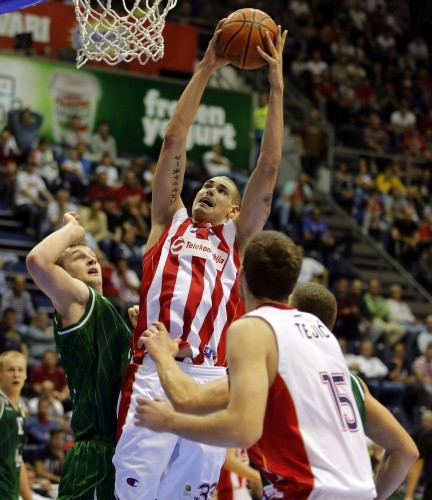 ATRAKTIVNO: Cirbes i Dangubić podigli publiku na noge (VIDEO)