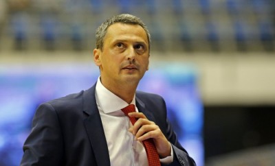 RADONJIĆ O LAŽNIM SLIKAMA: Nije dovoljno samo da izađemo na teren