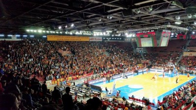 NAVIJAČI GALATASARAJA PREKINULI MEČ LŠ: Svi Srbi će proći kao Marko Ivković!