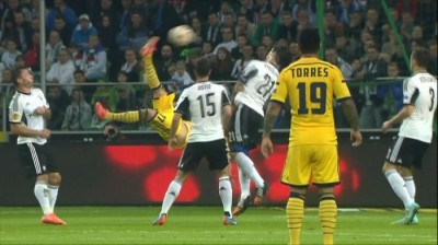 ZA ŠPICE: Makazice Kobina za gol kola (VIDEO)