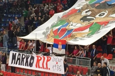 LJUDSKI: Navijači Laboral Kuće se oprostili od Marka (FOTO)