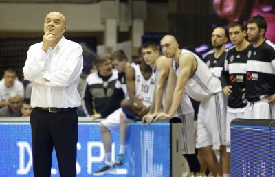 FOTOGALERIJA IZ PIONIRA: Borba na terenu i na tribinama