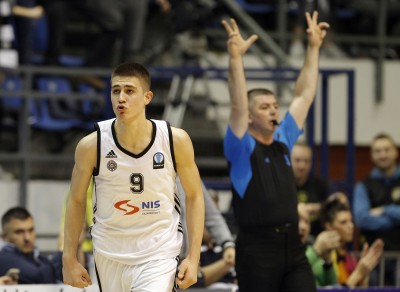 PARTIZANOV VUNDERKIND OTKRIVA TAJNE: Koliko trojki ubaci i ko mu daje najbolje savete (VIDEO)