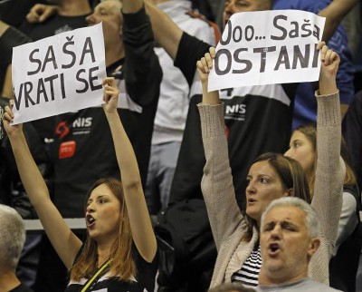 LEPA VEST ZA GROBARE PRED DERBI: Pavlović stiže u Partizan!