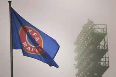 I HOLANĐANI SE PRIKLJUČUJU AKCIJI: UEFA mafija