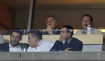 PODRŠKA: Premijeri Srbije i Crne Gore zajedno bodre Zvezdu! (VIDEO)