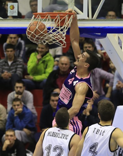 ŽELJE ILI ‘KAFANSKE PRIČE’: Tri košarkaša na skeneru Zvezde?