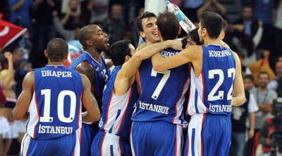 DUŠAN IVKOVIĆ PRAVI ‘DRIM TIM’: Efes doveo krilnog centra iz Makabija!