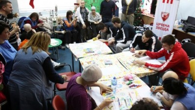 HUMANOST NA DELU: Zvezdini reprezentativci obišli bolesne mališane