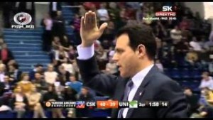 Grčki stručnjak na tečnom srpskom…