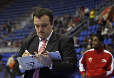 ROKADA NA KLUPI: Bivši trener Zvezde zamenio bivšeg trenera Zvezde