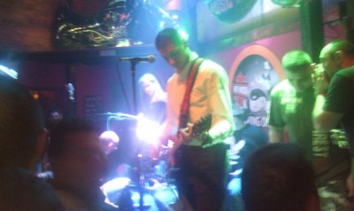 A SADA NA SCENU STUPA: Zvezdin košarkaš iznenadio goste na proslavi ‘Žućkove levice’! (VIDEO)