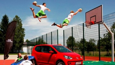 SVETSKA ATRAKCIJA U ARENI: Kraljevi zakucavanja na meču Zvezda – Žalgiris (VIDEO)