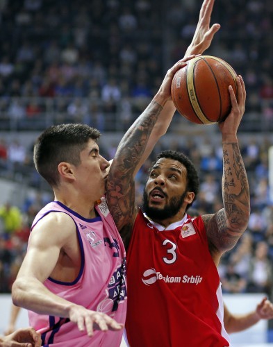 MAJSTORIJA: Vilijams izbacio trojicu igrača! (VIDEO) (FOTO)