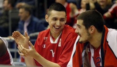 SVE NA JEDNOM MESTU: Zakucavanja, blokade i trojke Rebića (VIDEO)