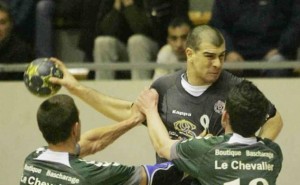 NIJE GROBAR, TO JE GROBARČINA: Bivši igrač platio dug kako bi Partizan registrovao igrače!