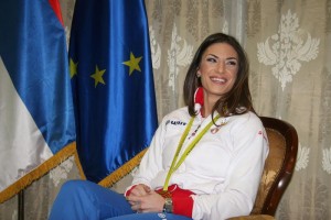 NI NOLE, NI VELJA: Šta kažete da zastavu na otvaranju OI nosi Ivana Španović?