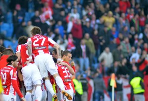 JSL: Ludnica u Jagodini, Lazović Zvezdin heroj! (VIDEO)