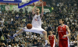 UTIŠAO ‘VARVARE’: Milutinov lomi obruč u ‘Morači’! (VIDEO)