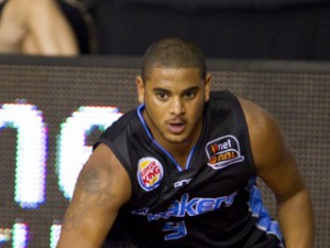 TAMAN PRED GOSTOVANJE ZVEZDI: Mega dobila veliko pojačanje na mestu beka šutera! (VIDEO)