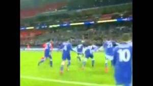 Matićeva bizarna povreda tokom proslave trofeja u Liga kupu