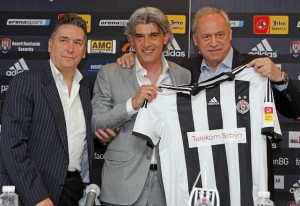 PROMOCIJA MILINKOVIĆA: Grobari su najbolji na svetu, nikada nisam rekao ružnu reč o Partizanu! (FOTO)