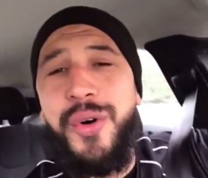 I ZBOG OVOG GA DELIJE OBOŽAVAJU: Kad Bajko zapeva, svima popravi raspoloženje! (VIDEO)