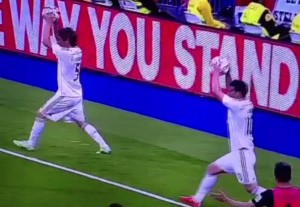 TRAGIKOMEDIJA: Momci iz Reala kao na ‘pašnjaku’, izveli ‘dupli aut’ (VIDEO)