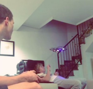 NJU ZA ŠEFA OBEZBEĐENJA NA STADIONIMA: Nedovićeva majka zna kako da prizemi dron! (VIDEO)