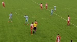 SAMO U SRBIJI: Novi Pazar imao podršku 12. igrača, pas jurcao terenom (VIDEO) (FOTO)