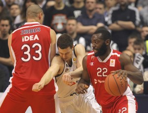 TO JE ONAJ PRAVI ĐENKA: Dženkins zatrpao Partizan sa 79 poena (VIDEO)